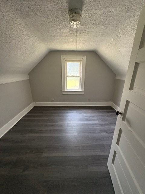 938 W Hanna Ave - Photo 5 of 9