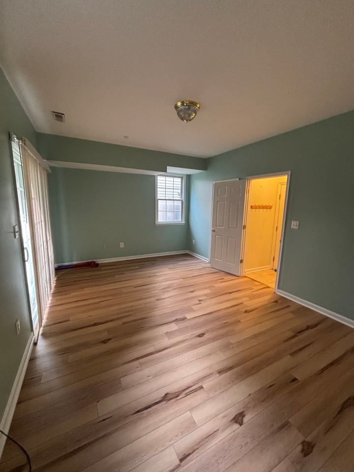 115 Acorn Dr - Photo 2 of 7