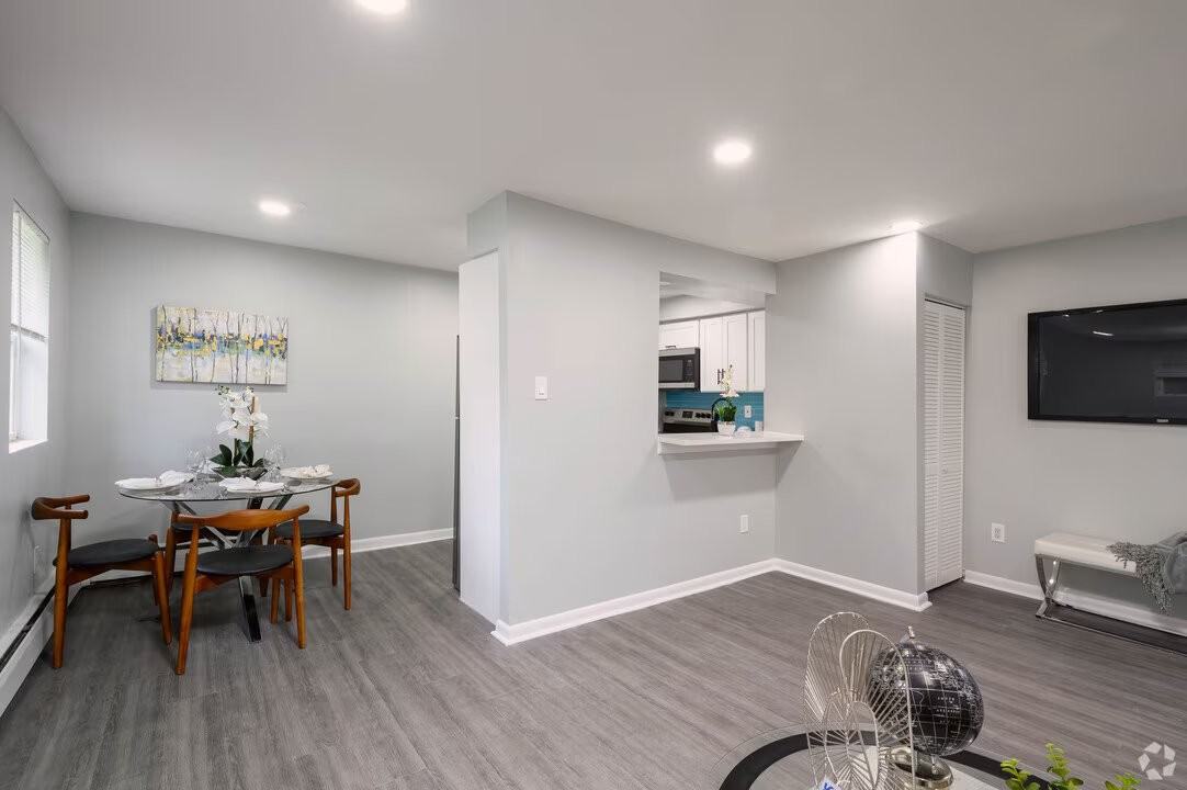 3314 Old Capitol Trl - Photo 4 of 14
