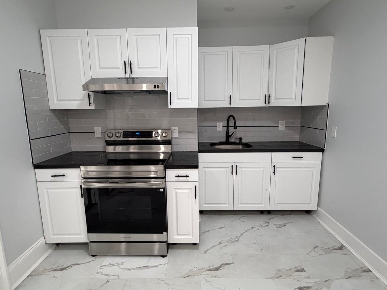 294 Genesee St - Photo 3 of 13