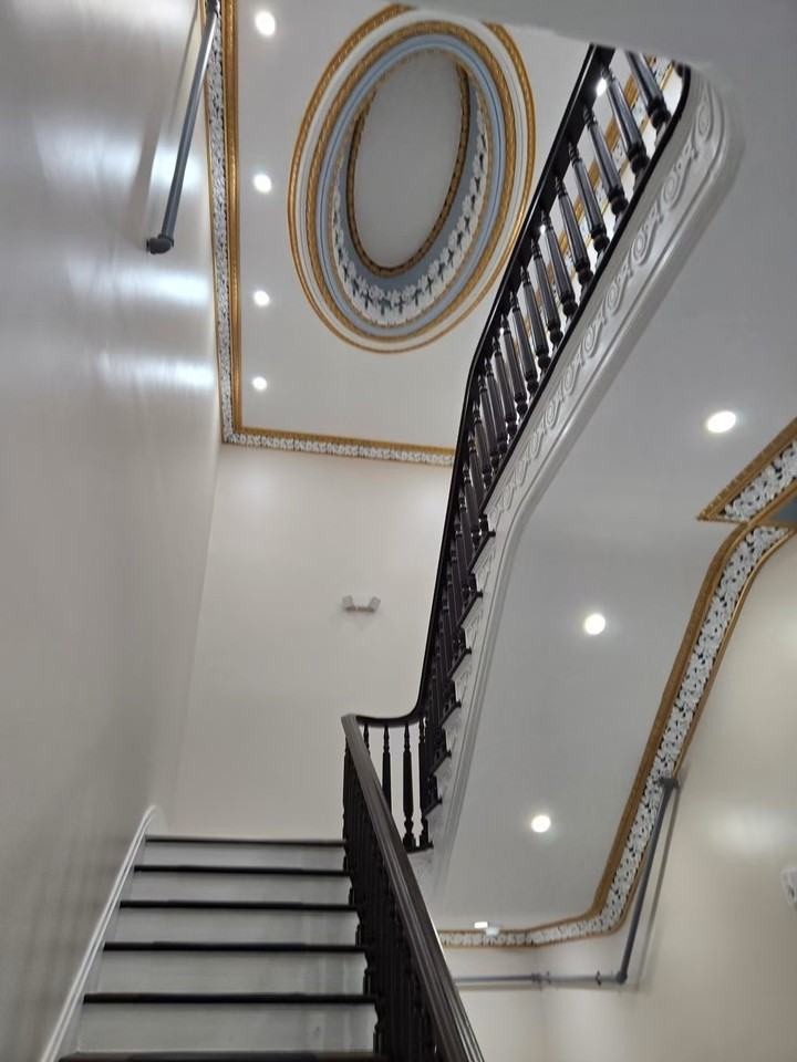 294 Genesee St - Photo 5 of 13