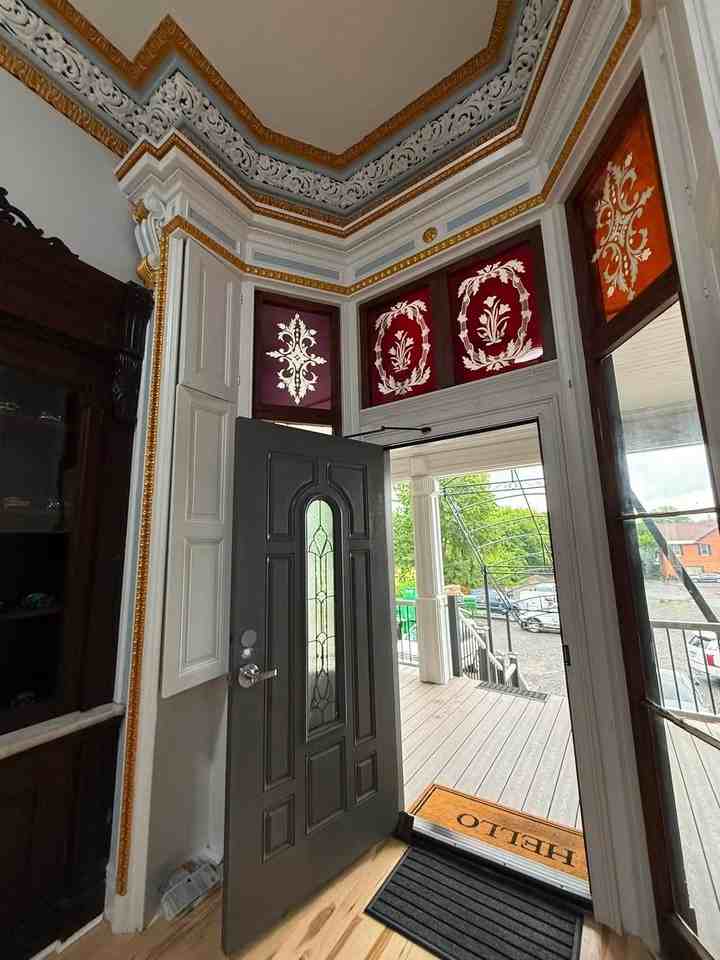 294 Genesee St - Photo 7 of 13