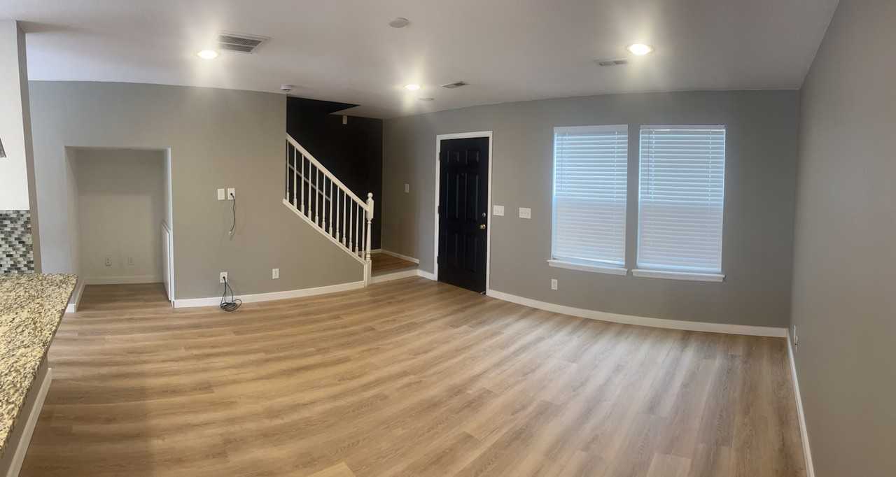 10418 Forester Place - Photo 2 of 25