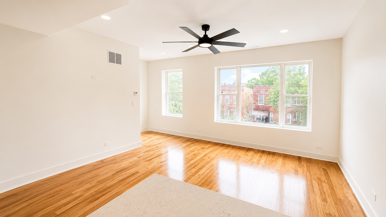 3136 North Ridgeway Avenue, Unit 2 - Photo 3 of 12