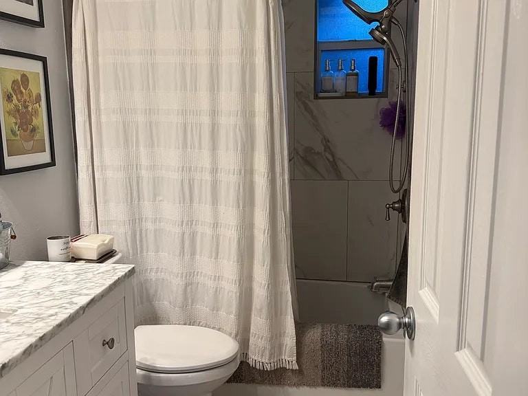 3421 Kingston St N - Photo 6 of 10