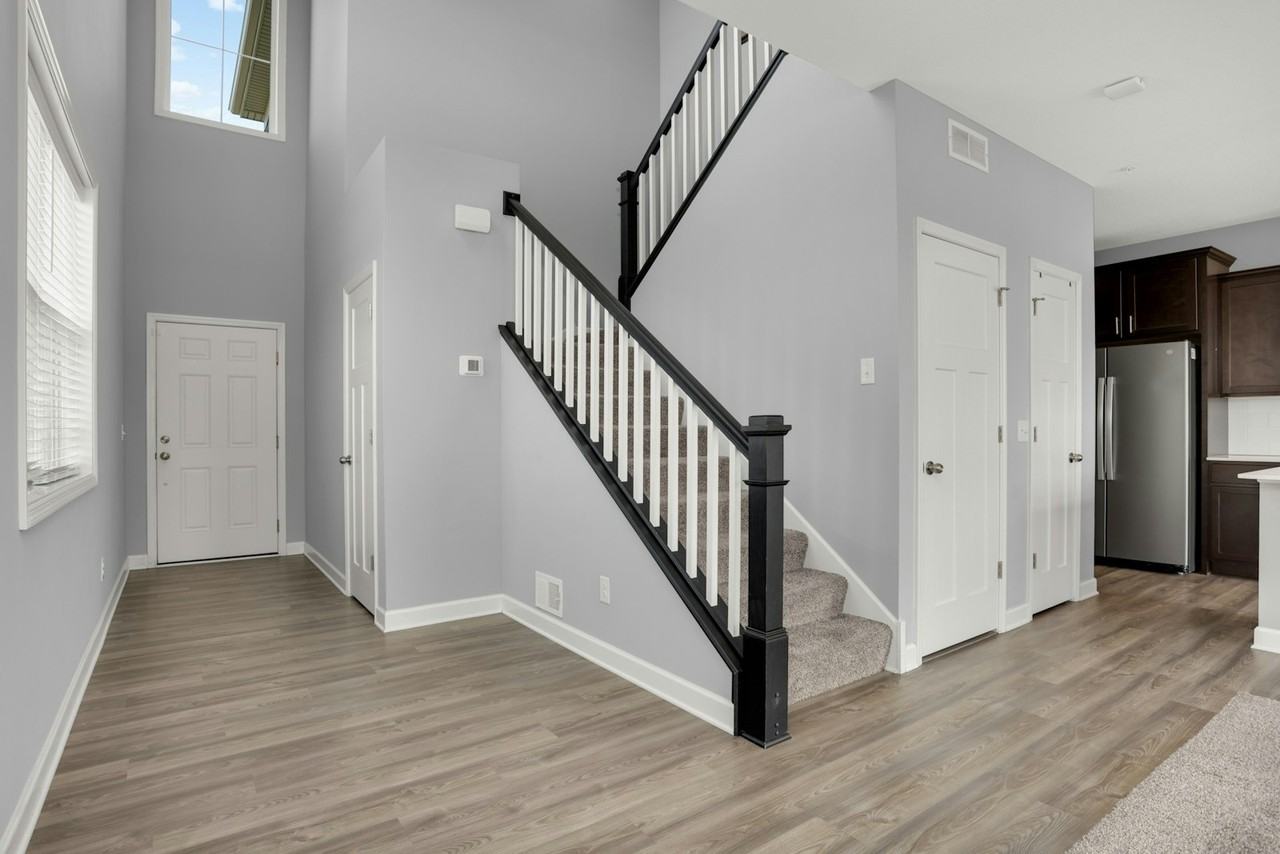 6447 Inspire Circle South - Photo 5 of 29