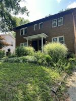 featured image of 1653 W Forest Ave