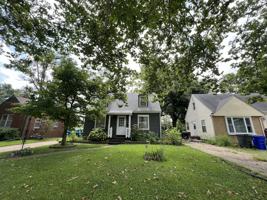 featured image of 1665 W Sunset Ave
