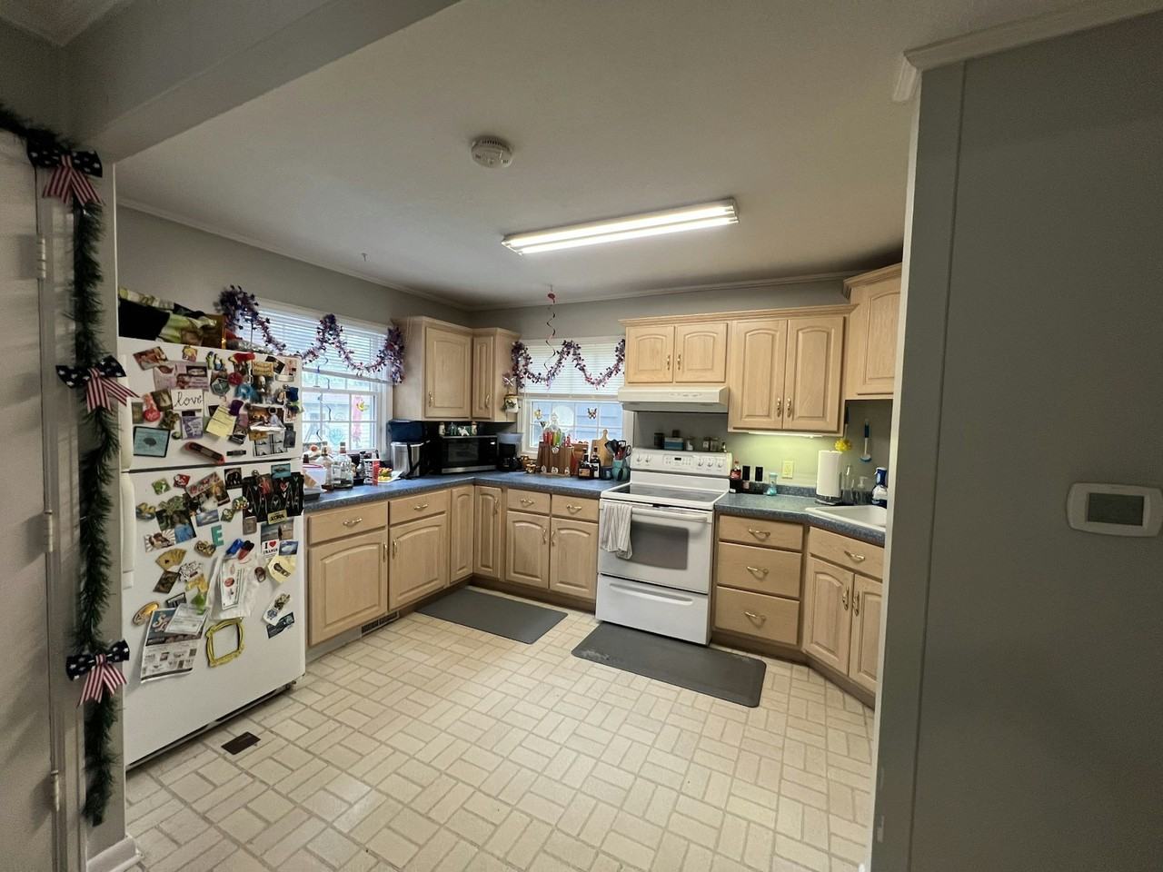1665 West Sunset Avenue - Photo 2 of 5