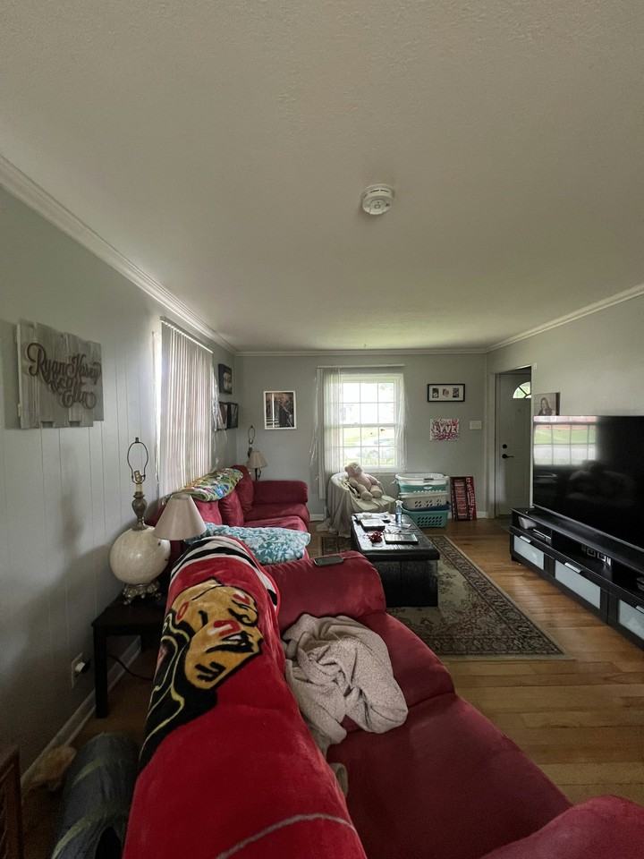 1665 West Sunset Avenue - Photo 4 of 5