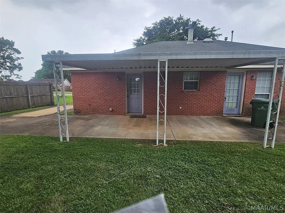 1624 Vista View Dr - Photo 3 of 11