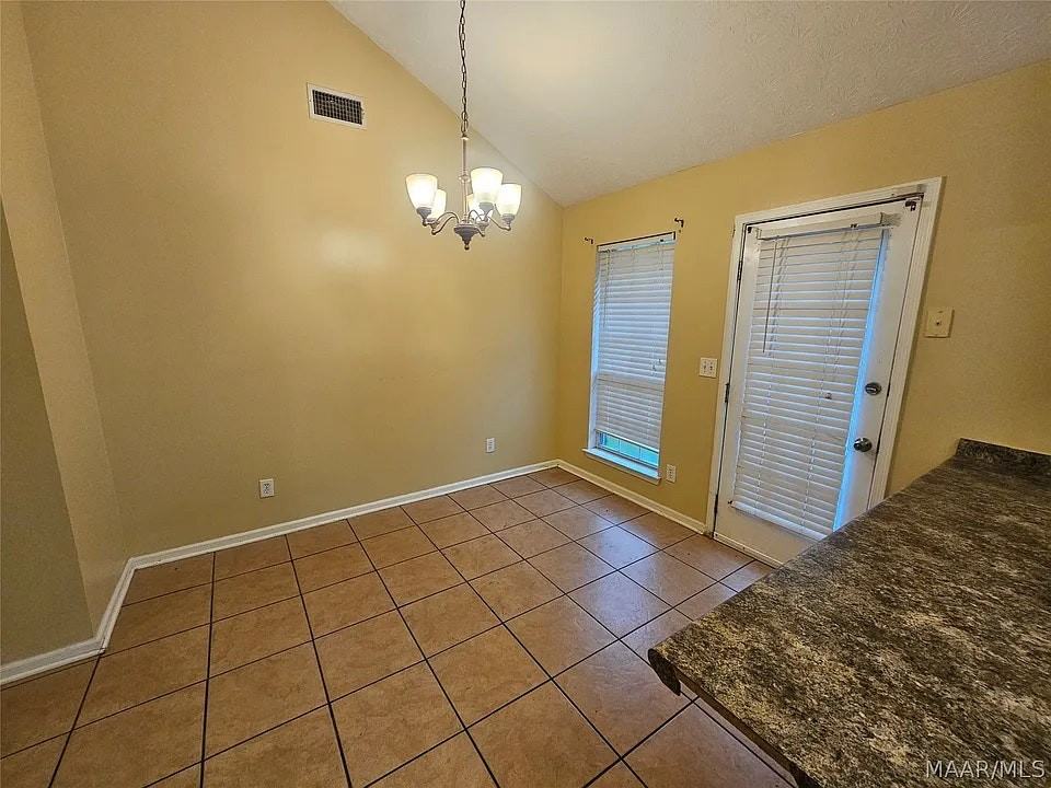 1624 Vista View Dr - Photo 6 of 11