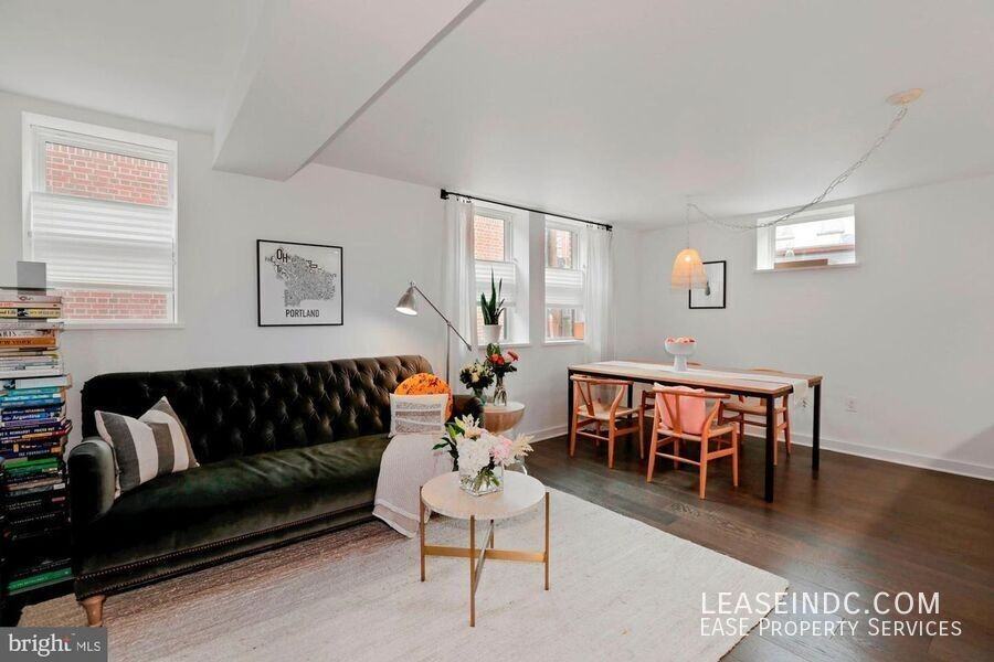 129 W St Nw #103 - Photo 3 of 21