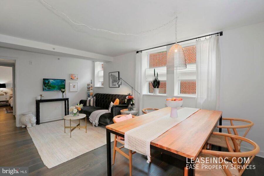129 W St Nw #103 - Photo 4 of 21