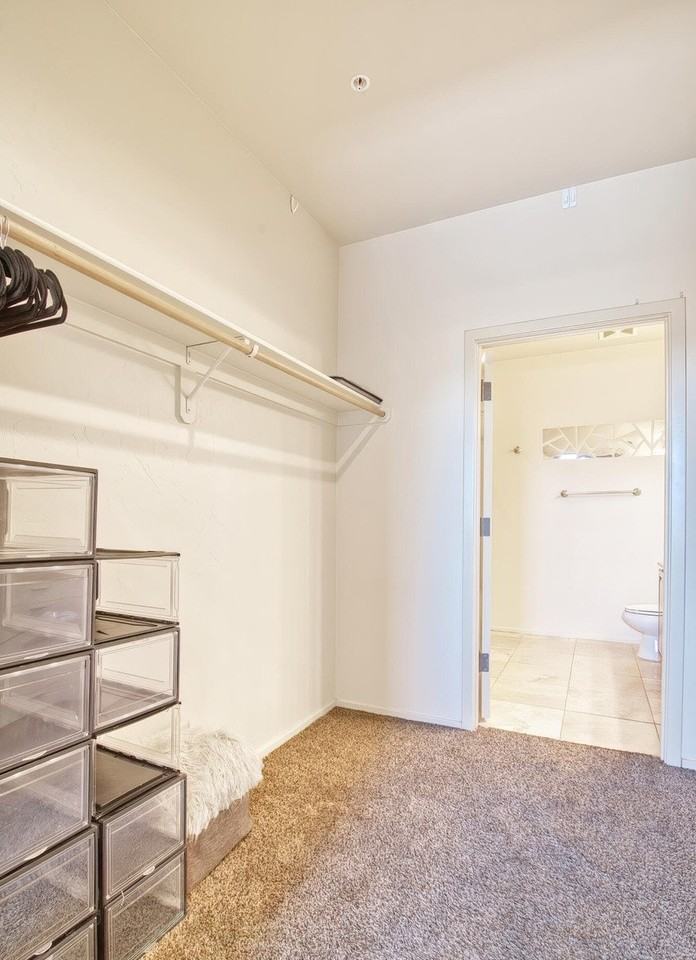 446 North Campbell Avenue - Photo 4 of 18