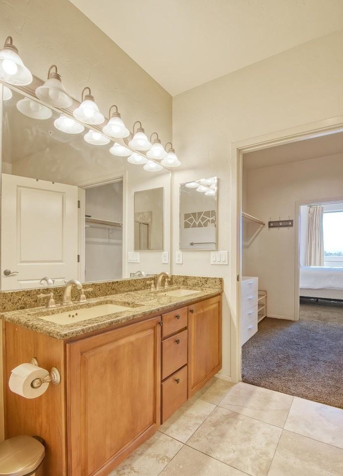 446 North Campbell Avenue - Photo 6 of 18