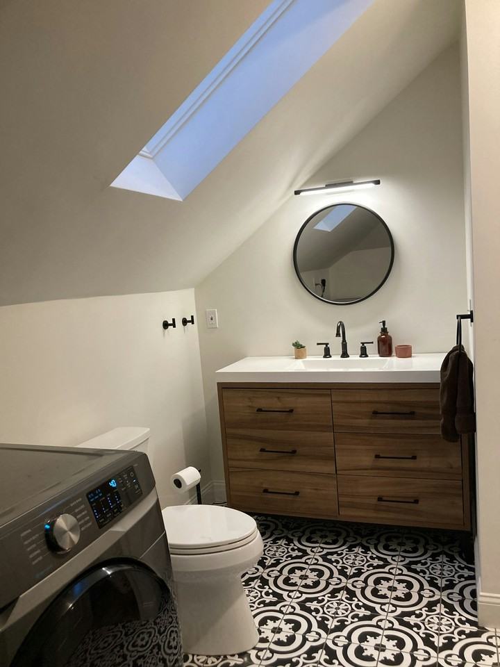 174 4th Street, Unit 2 - 2nd/3rd Fl - Photo 6 of 10