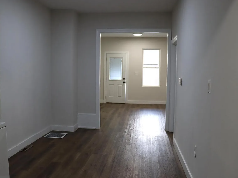 159-161 W 4th St, Unit 159 - Photo 2 of 8