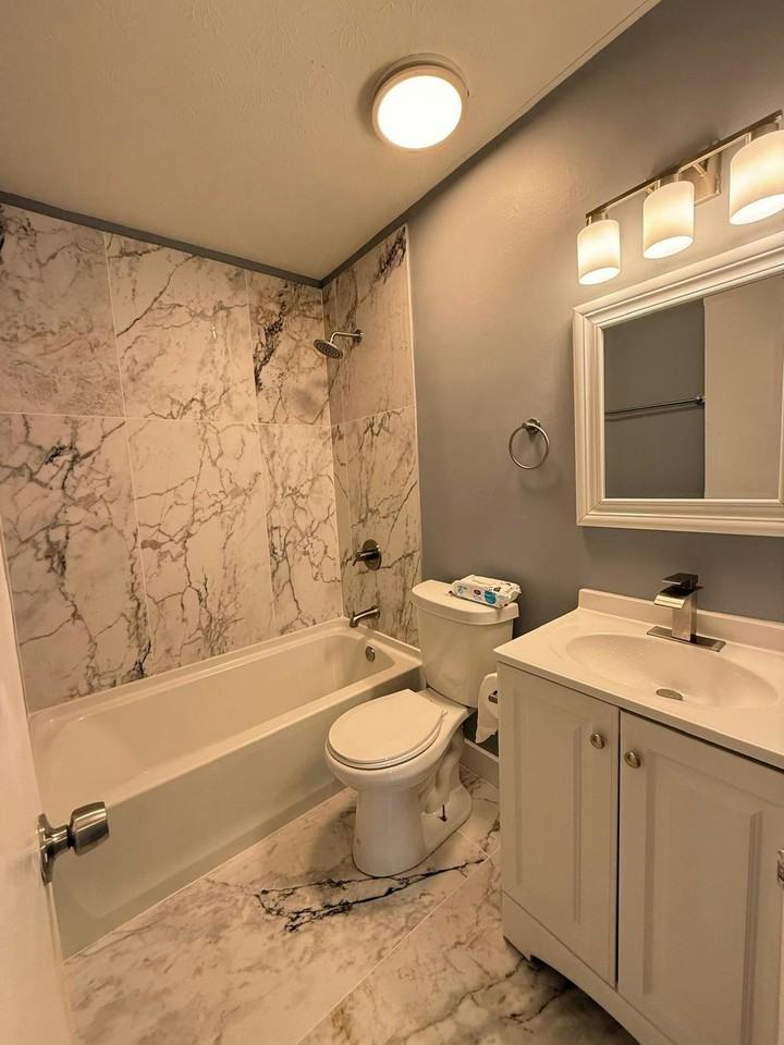 1913 Denune Ave, Unit A - Photo 5 of 11