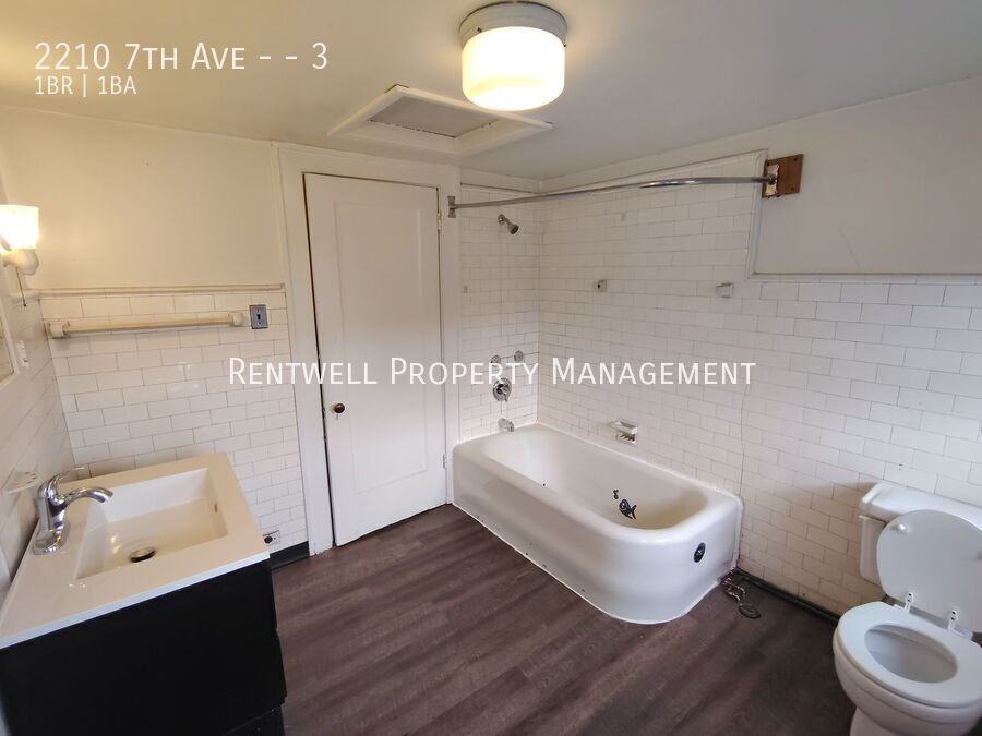2210 7th Ave #3 - Photo 4 of 6