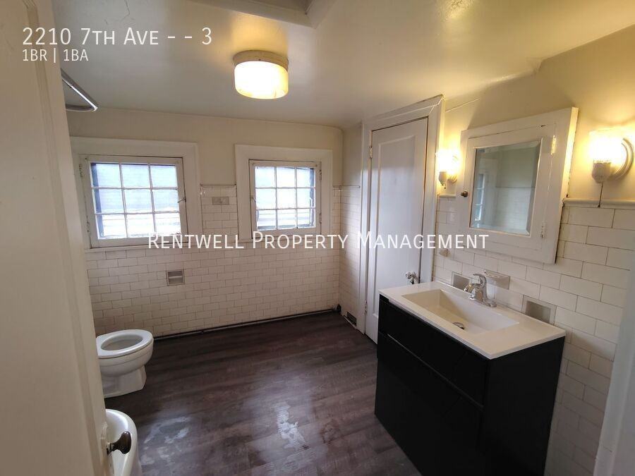 2210 7th Ave #3 - Photo 5 of 6