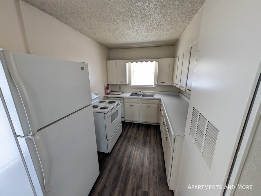 72 Quail Run Rd - Photo 4 of 15