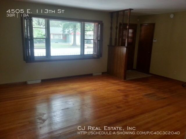 4505 E 113th St - Photo 3 of 9
