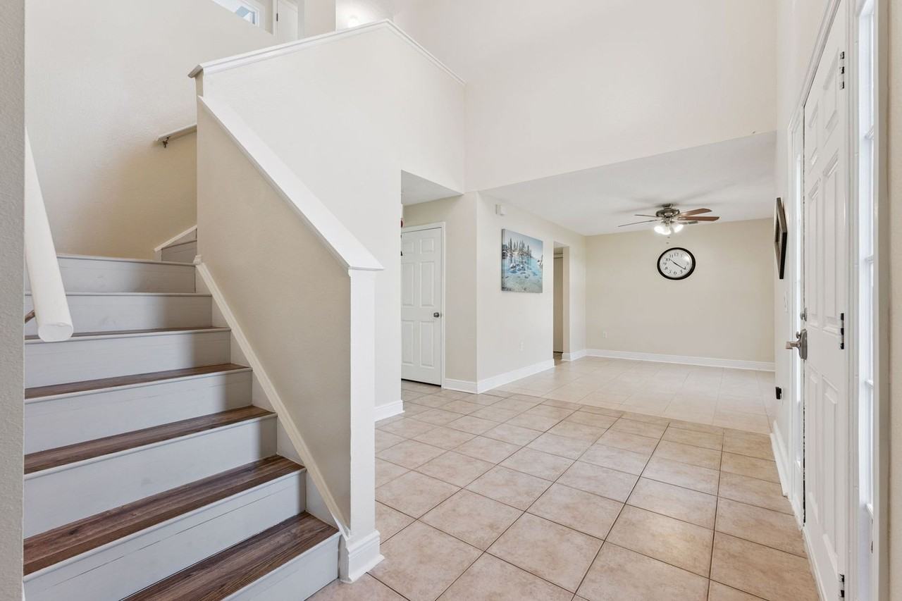 2907 Holly Berry Ct - Photo 2 of 17