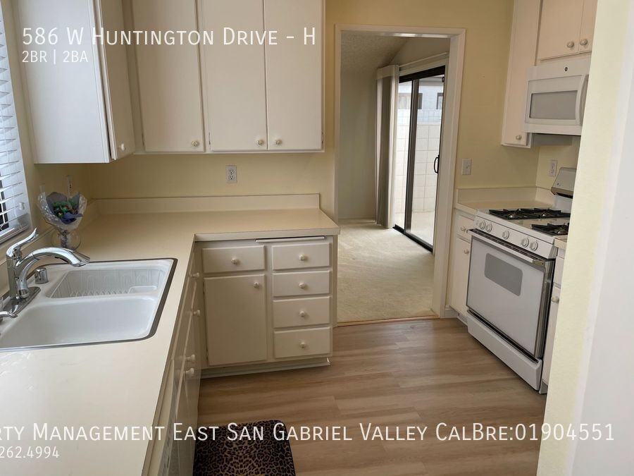 586 W Huntington Dr #H - Photo 5 of 22