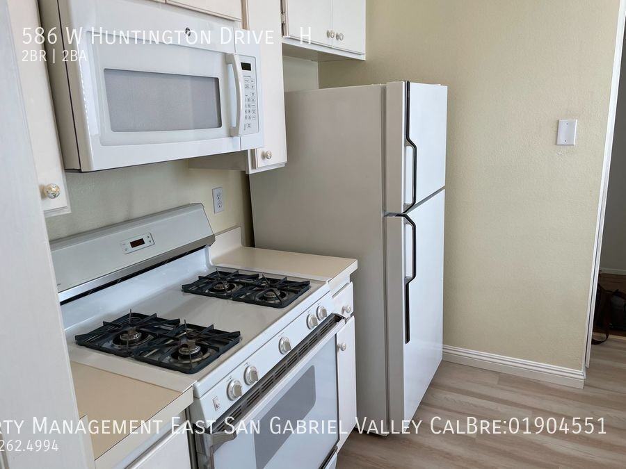586 W Huntington Dr #H - Photo 6 of 22
