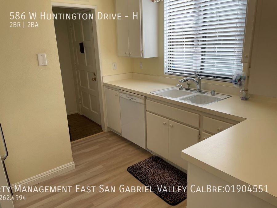 586 W Huntington Dr #H - Photo 7 of 22