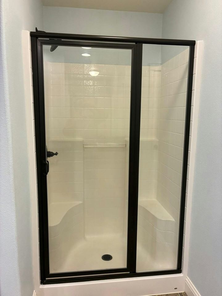 160 NE Porto Way - Photo 4 of 41