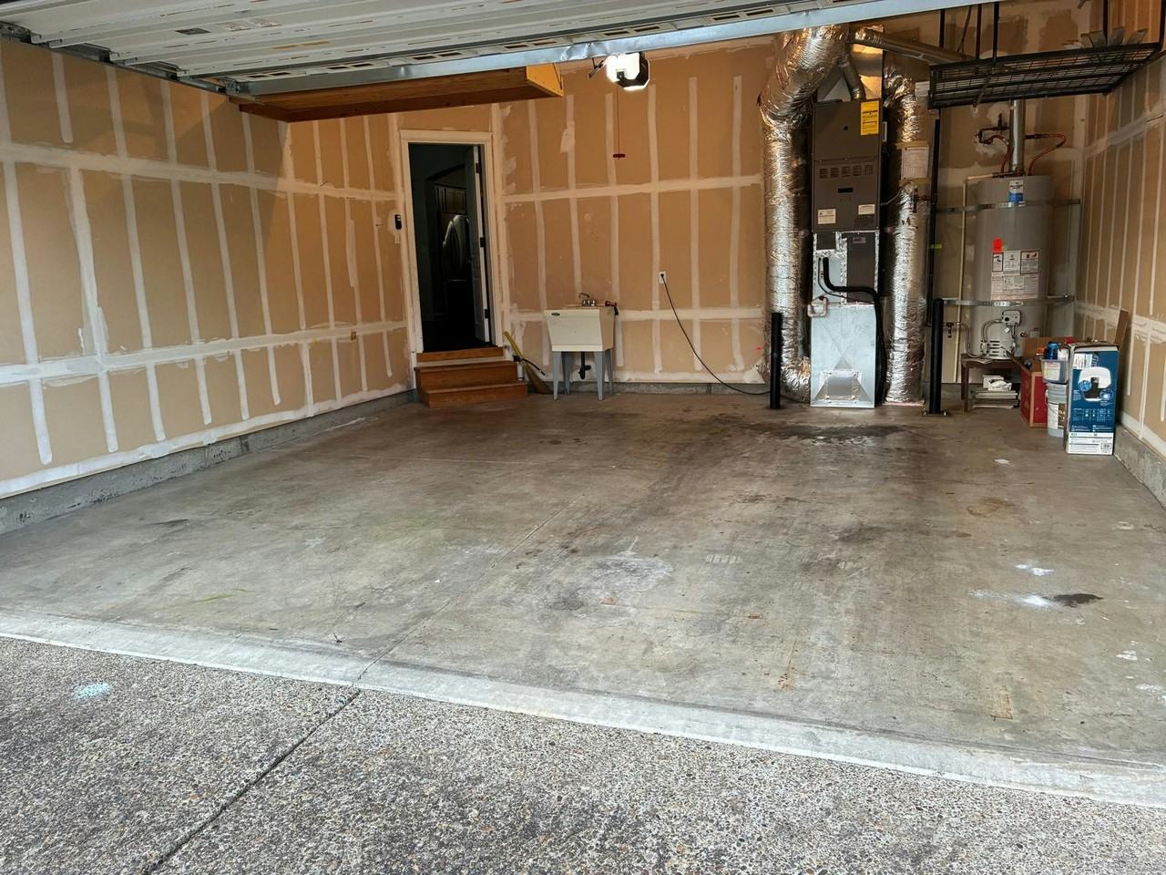 160 NE Porto Way - Photo 7 of 41