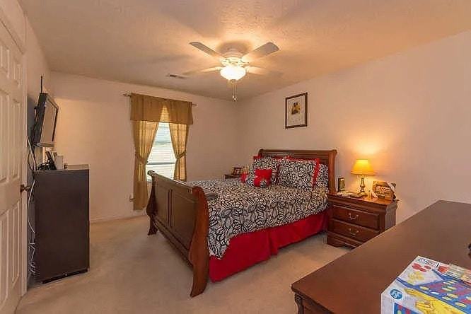 6015 Morning Glory Pl - Photo 4 of 11