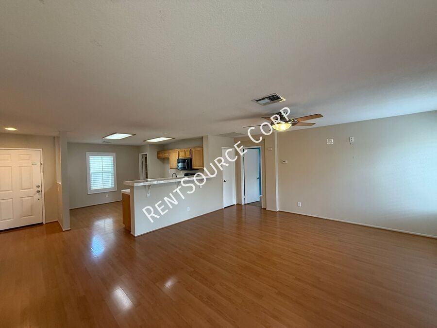 3321 Kaylyn St - Photo 5 of 23