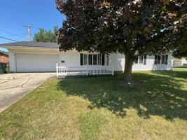 featured image of 10 Fairview Dr