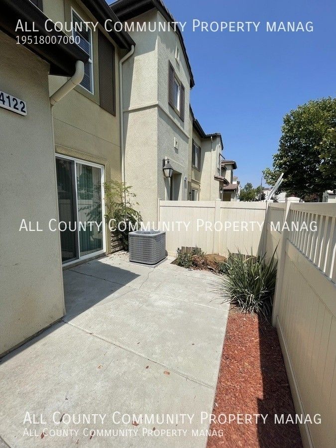 44122 Calle Luz - Photo 2 of 29