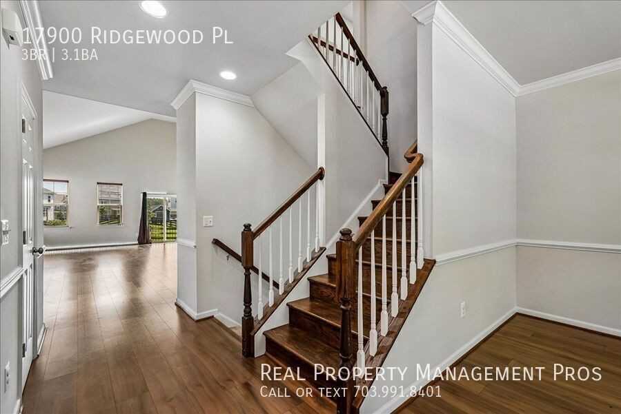 17900 Ridgewood Pl - Photo 4 of 41