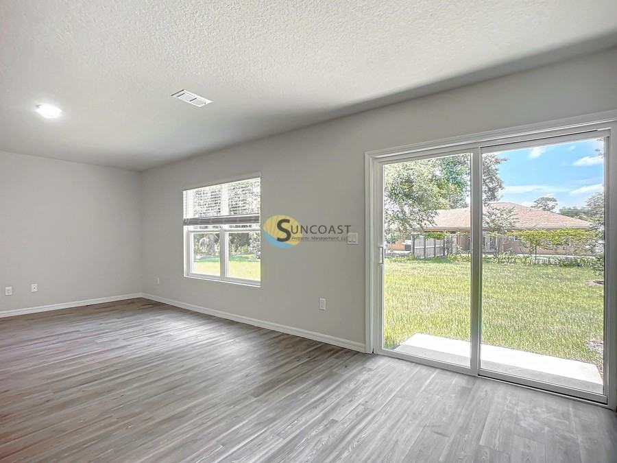 27 Pine Haven Dr #A - Photo 3 of 17