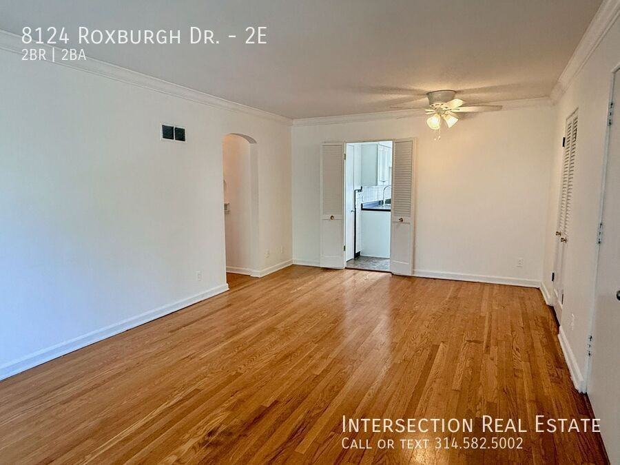 8124 Roxburgh Dr #2E - Photo 3 of 17