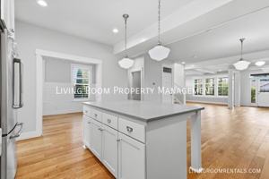 featured image of 5485 Ne 37th Ave