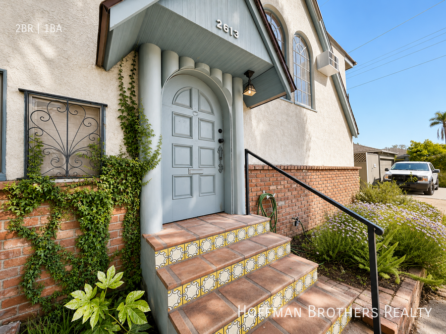 2613 14th St - Photo 3 of 20