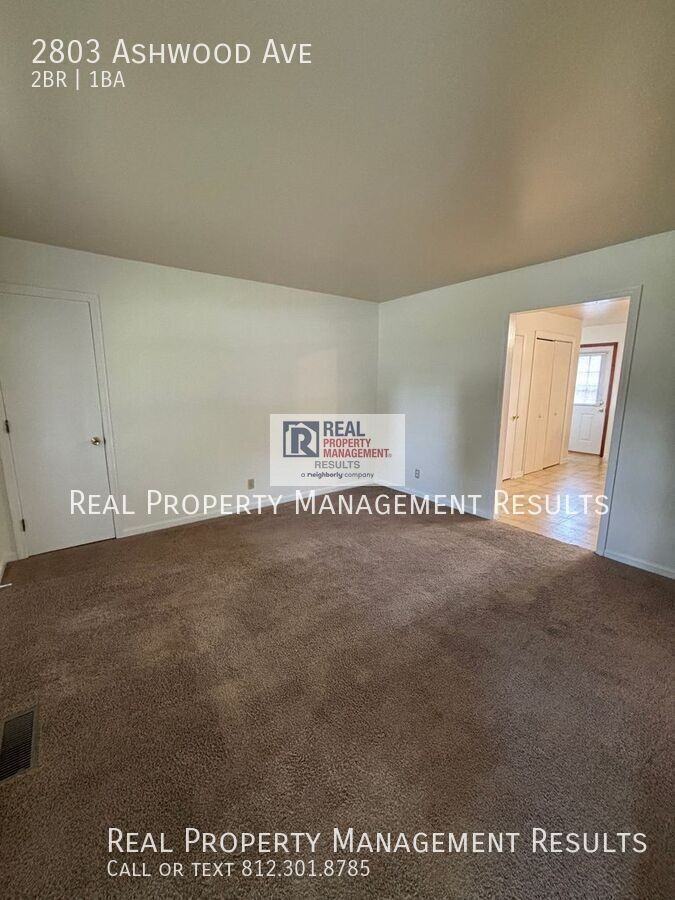 2803 Ashwood Ave - Photo 2 of 14