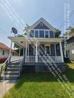 featured image of 107 Myrtle St #UPPER