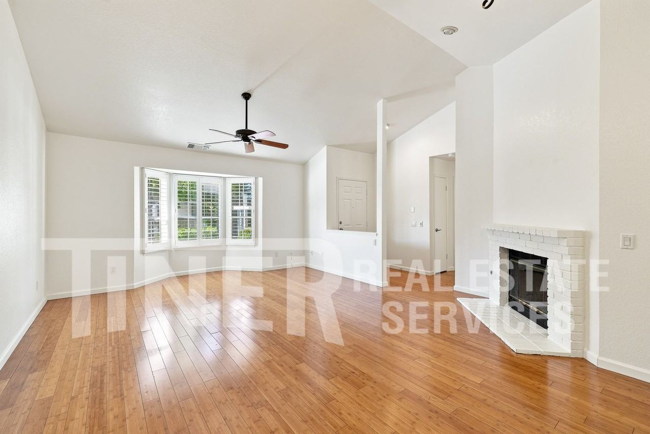 3863 Olivebranch Ln - Photo 2 of 22