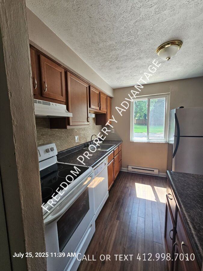 320 Bank St #F - Photo 2 of 28