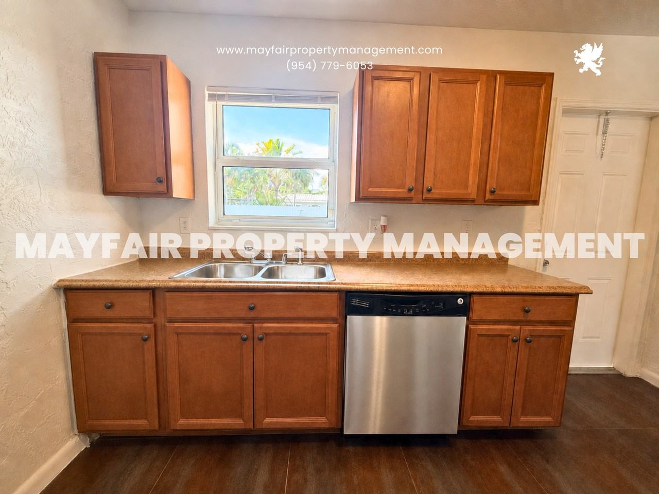 1642 Nw 13th Ct #1 - Photo 3 of 18