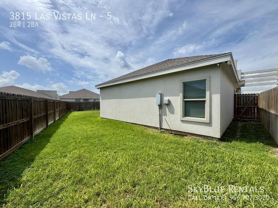 3815 Las Vistas Ln #5 - Photo 6 of 22