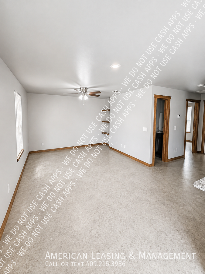 152 Bridges Dr #A - Photo 3 of 8