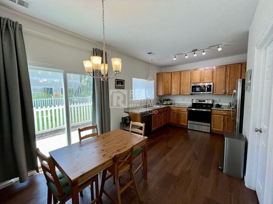 2392 E 127th Dr - Photo 3 of 14